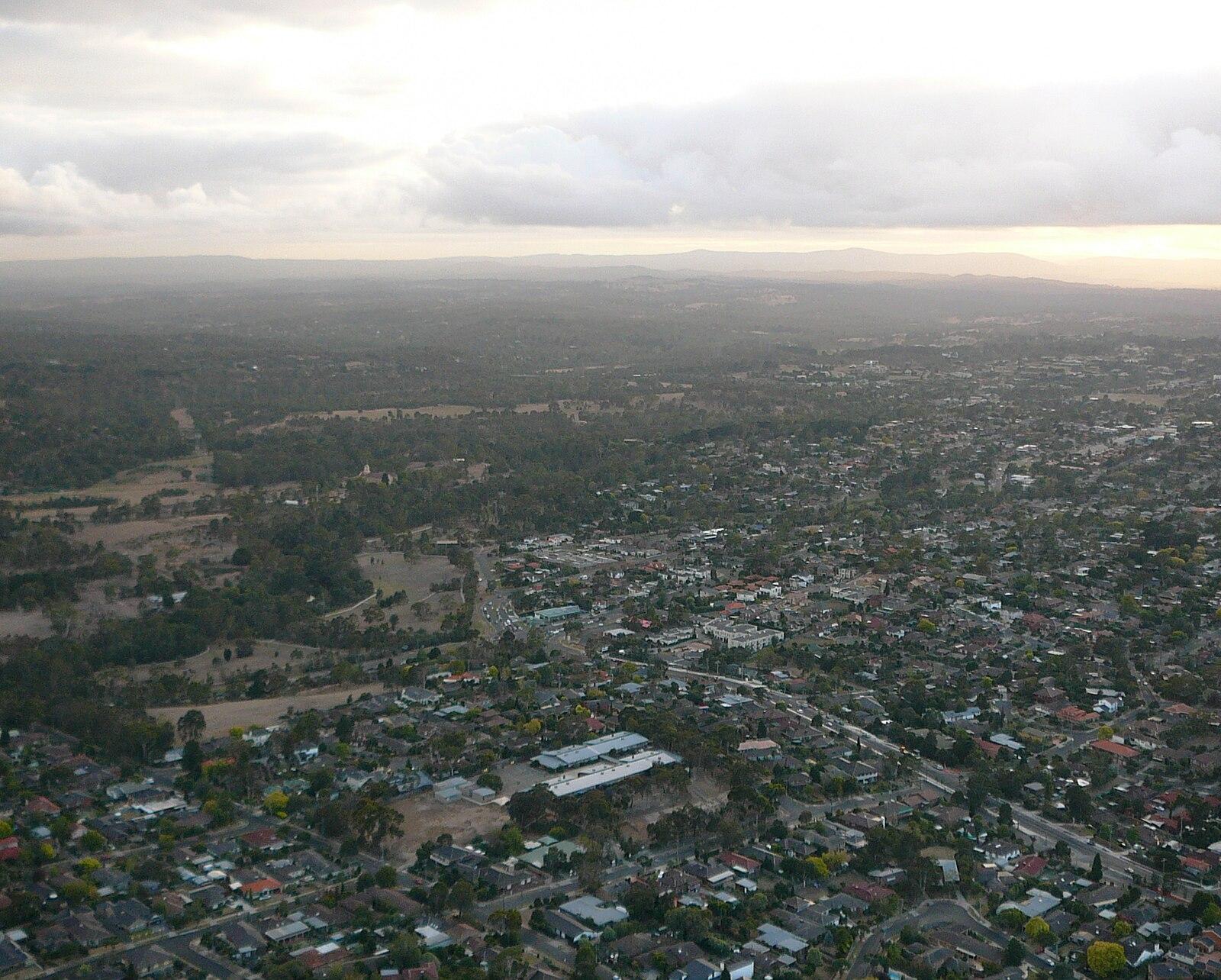 Thompsons Road and Templestowe Lower area from balloon 2007 03 05