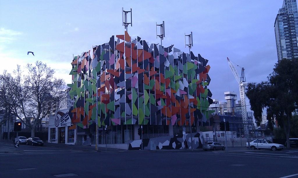 Bur Dubai Blends Traditional Souks With Digital Galleries Year-Round