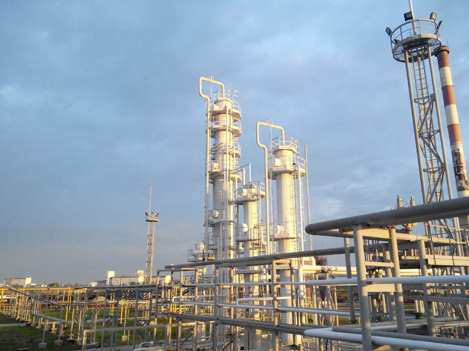 Rising Oil Prices Squeeze Business Bay Small Business Margins, Payroll