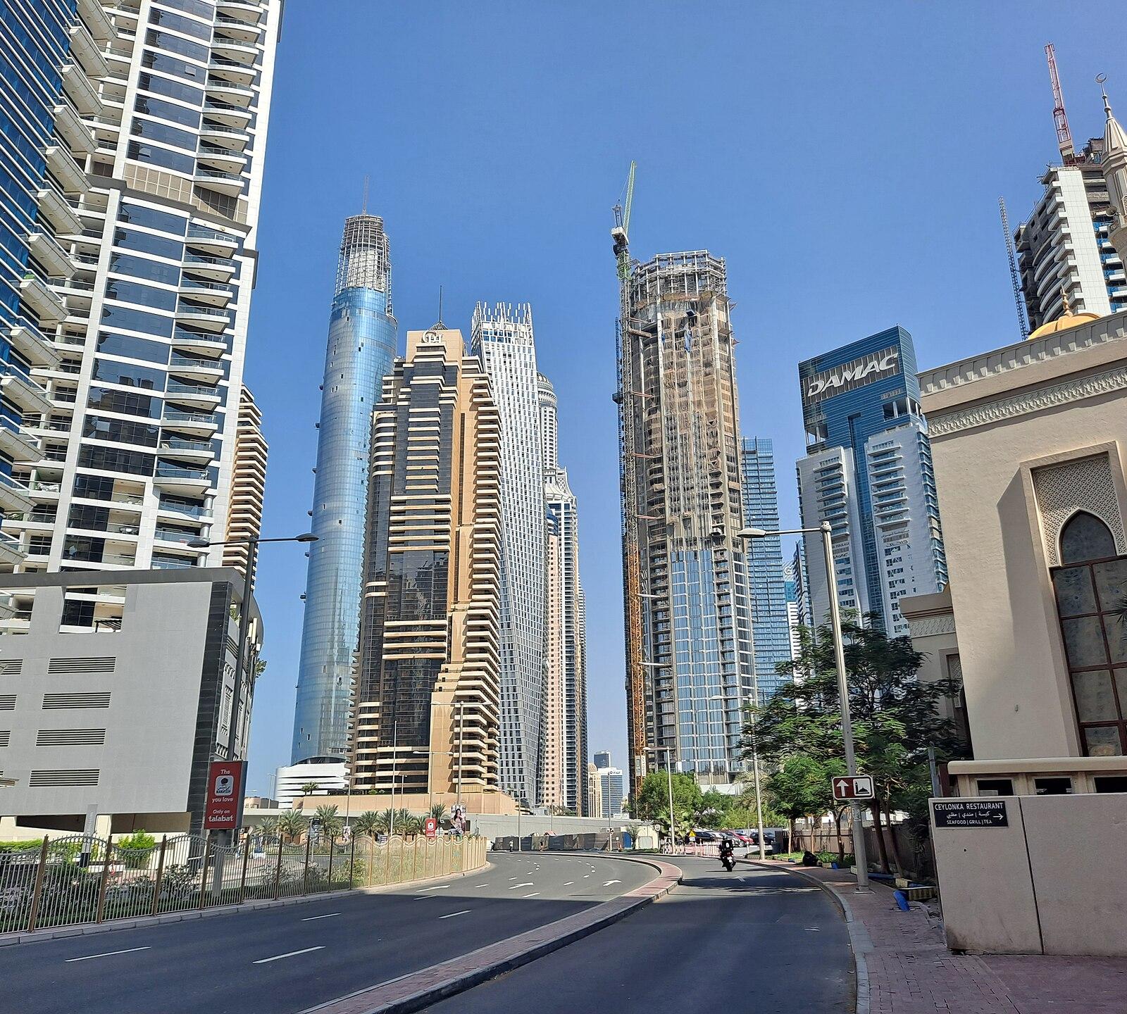 Dubai Marina 18