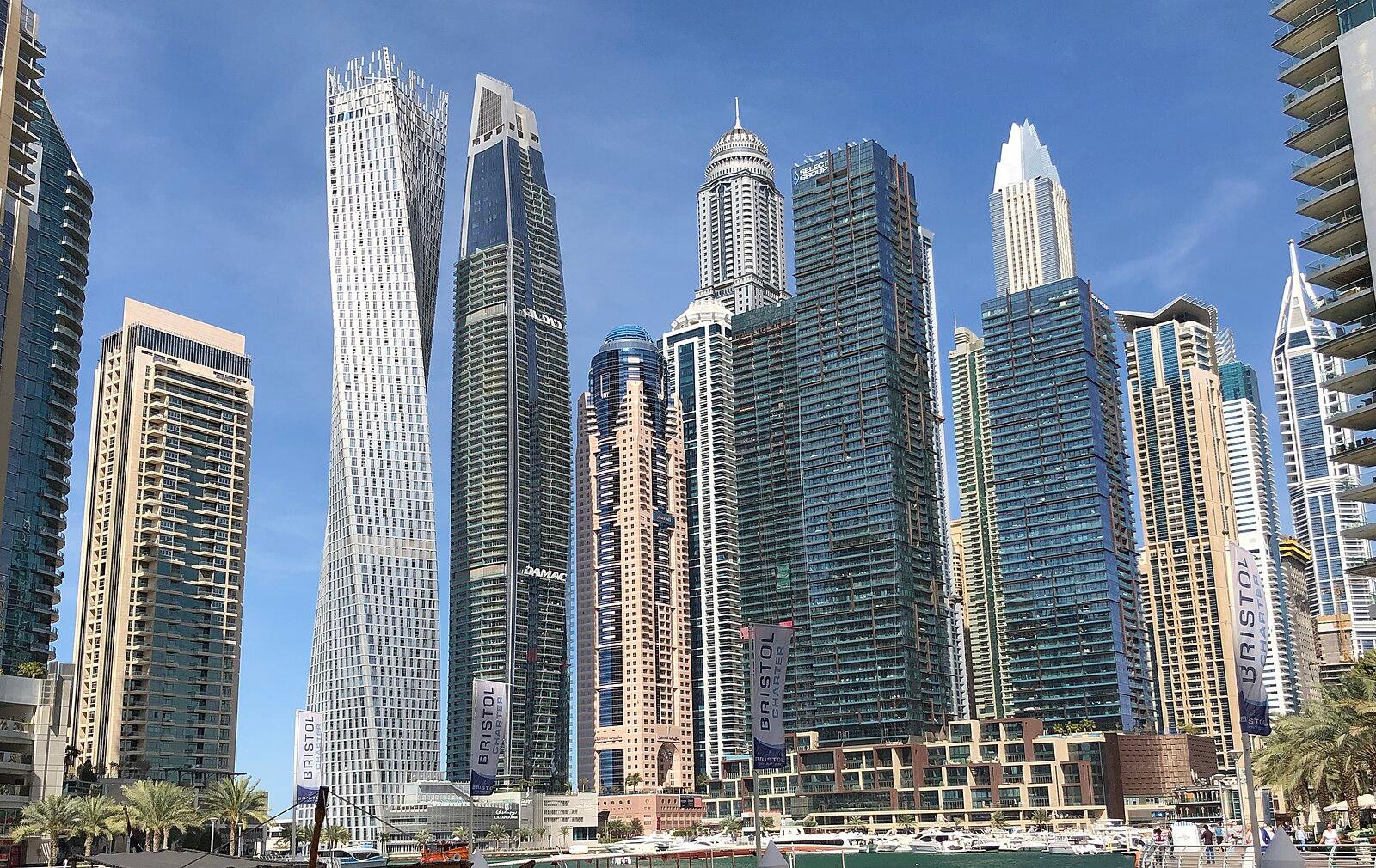 Dubai Marina 04 (cropped)